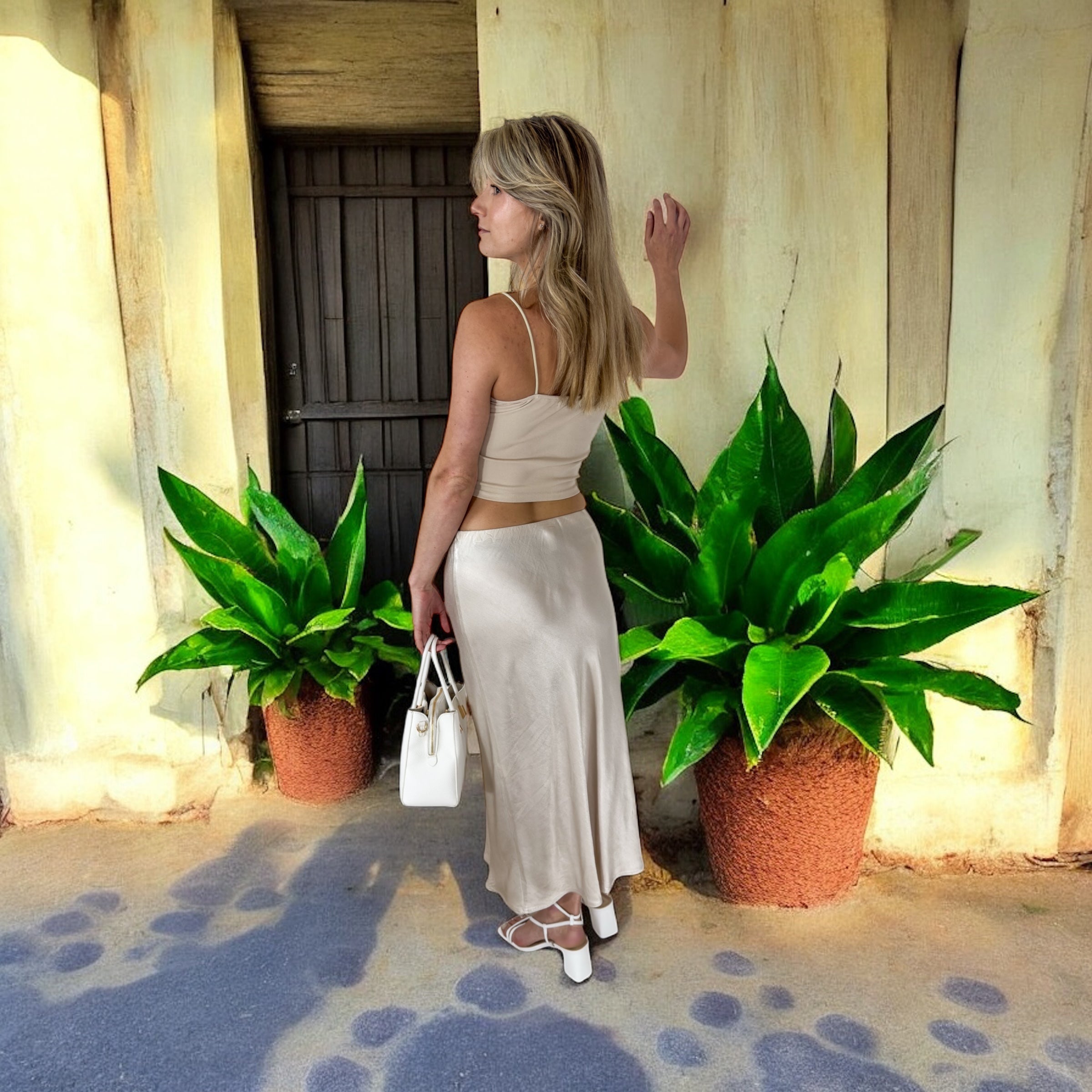 Top à bretelles avec col en V - miniature 4