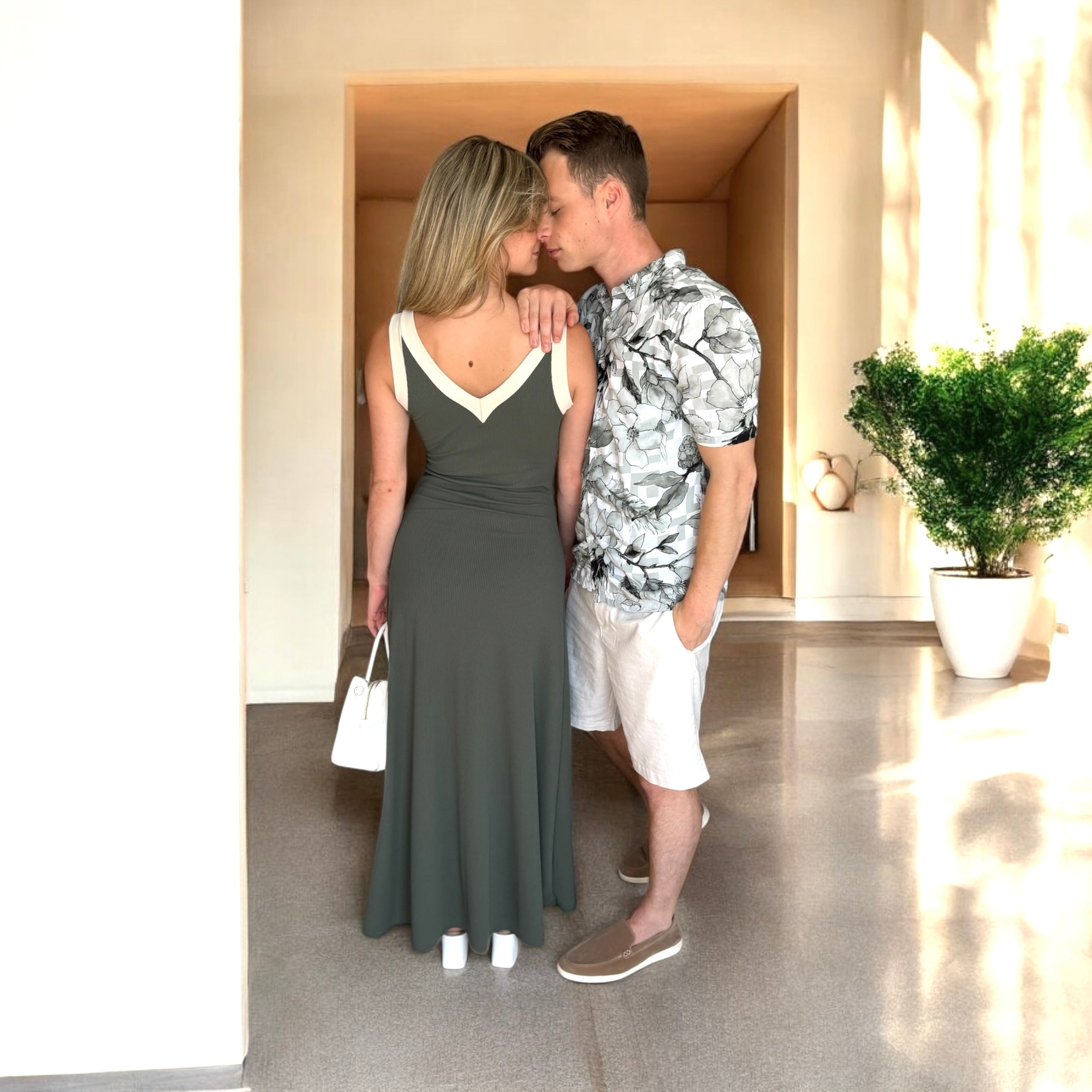 Le Couple Robe Kaki & Lin - miniature 4