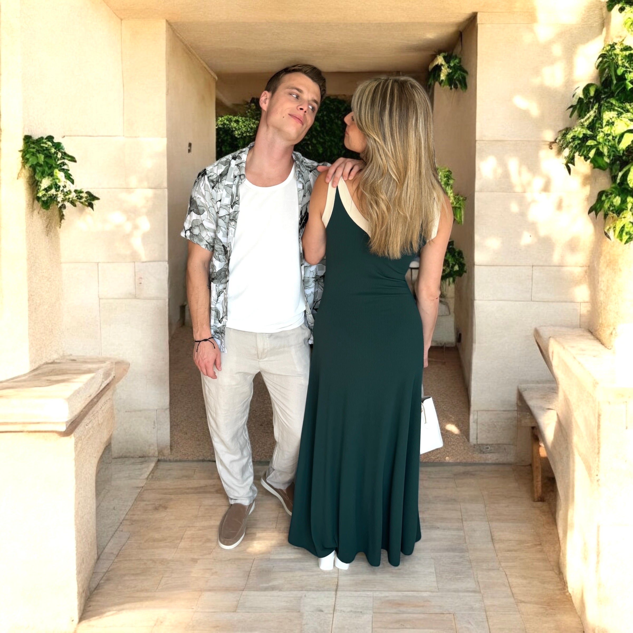 Le Couple Robe Kaki & Lin - miniature 5